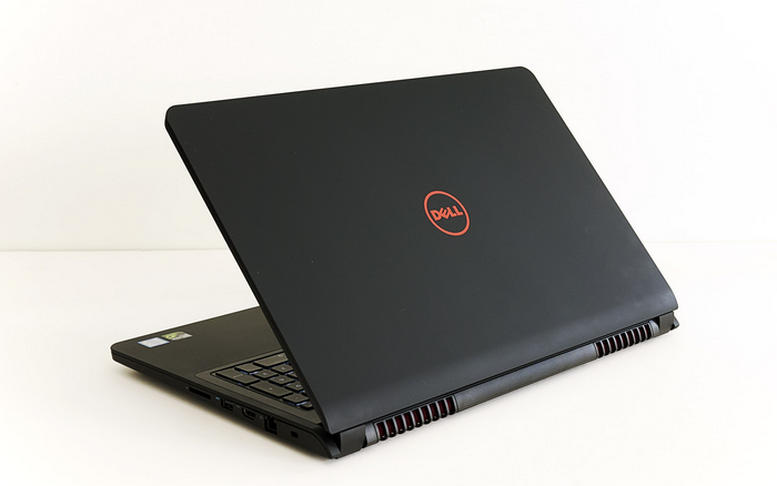 Laptop cũ xách tay giá rẻ Dell 7559